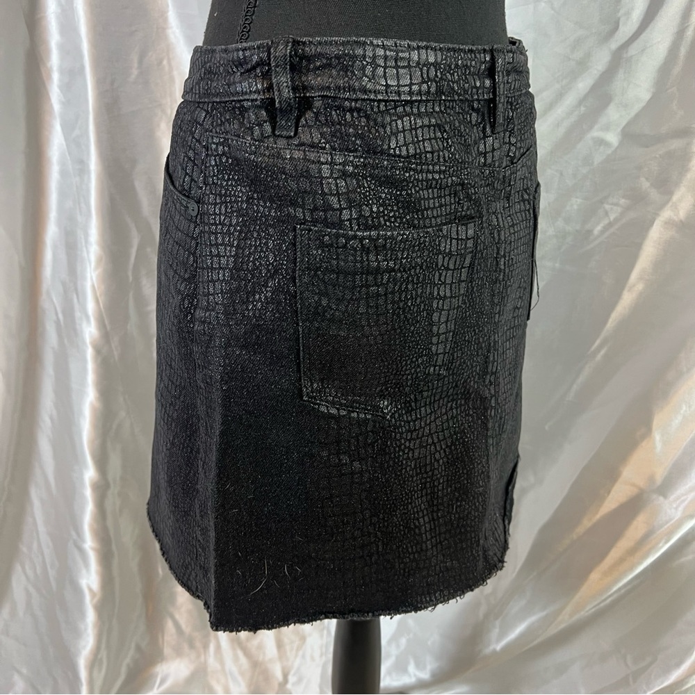 Blank NYC Black Animal Print Mini Skirt Size 26 Textured Edgy Night Out Y2K - Picture 4 of 7